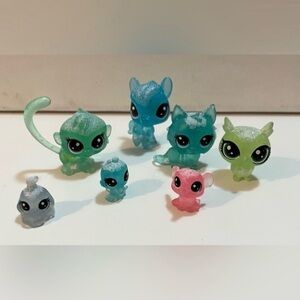 Littlest Pet Shop Frosted Wonderland mix Collection Figure 8 Pack cake topper